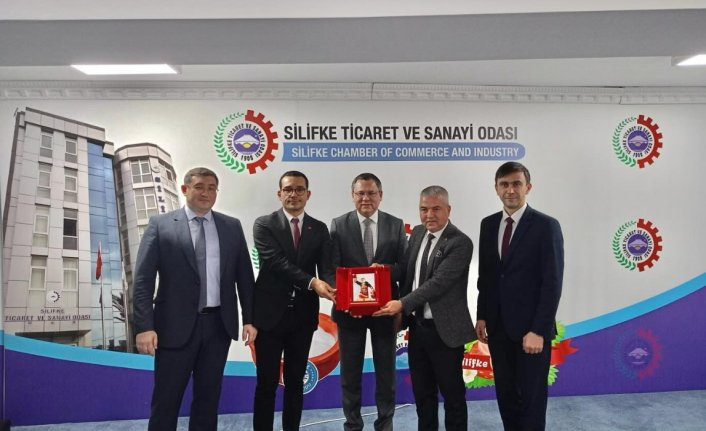 Silifke TSO'da Rusya ile Ticaret Köprüleri Kuruldu: Yaş Meyve-Sebze İhracatına Odaklanıldı!