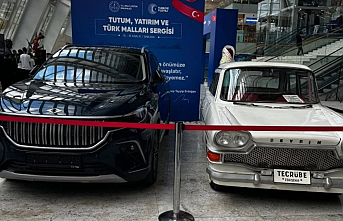 Yerli Otomobil Tarihinin İki Dev Simgesi: Devrim ve TOGG, Ankara YHT Garı'nda Buluştu!