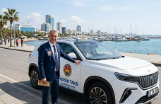Mersin'e İlk Elektrikli Taksi Geliyor: Başkan Günay'dan Çevreci ve Sosyal Projeler
