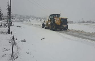 Silifke’nin Yüksek Kesimlerinde Kar Seferberliği: Mersin Büyükşehir 7/24 Sahada!
