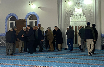 Aydıncık’ta Miraç Kandili Coşkusu: Camiler Dolup Taştı