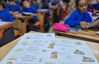 Silifke Atatürk Ortaokulu 5/B Sınıfından Örnek Proje: Günde 20 Dakika Kitap Okuma Alışkanlığı!