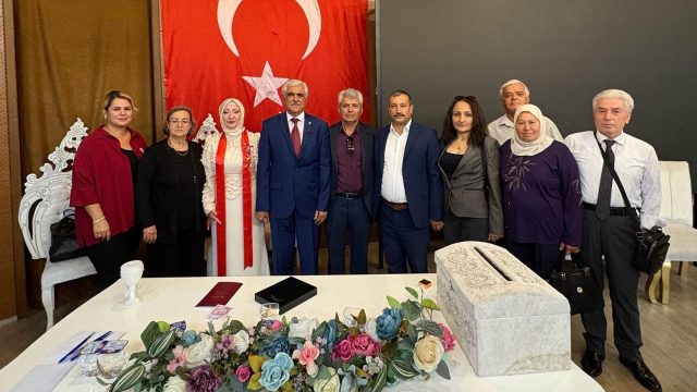 Yafes Demir ve Derya Uca Dünya Evine Girdi: GÜL-AY-DER Ailesinden Anlamlı Katılım